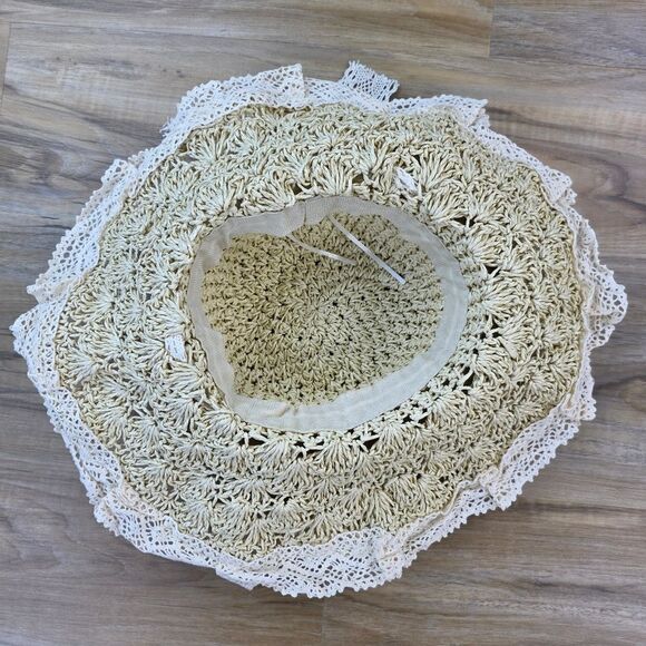 🔸️⏭️NWT Cream Wide Brim Ruffled Lace Straw Hat - Picture 11 of 13